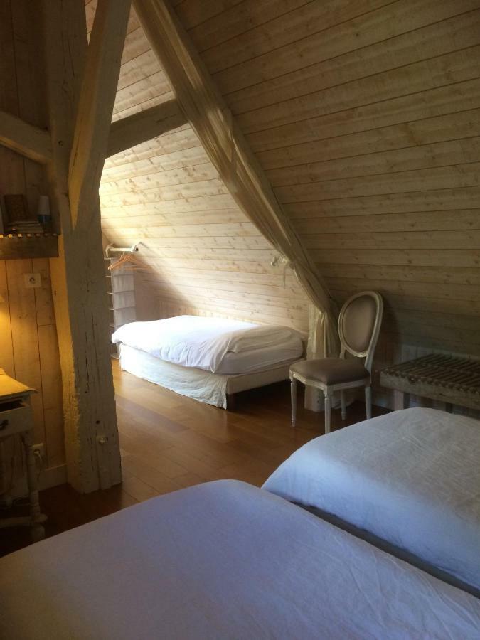 Bed and Breakfast La Ferme Au Colombier Neron Exterior foto